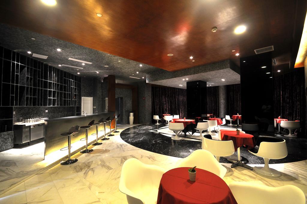 Kingtown Hotel Hongmei Shanghai Eksteriør billede